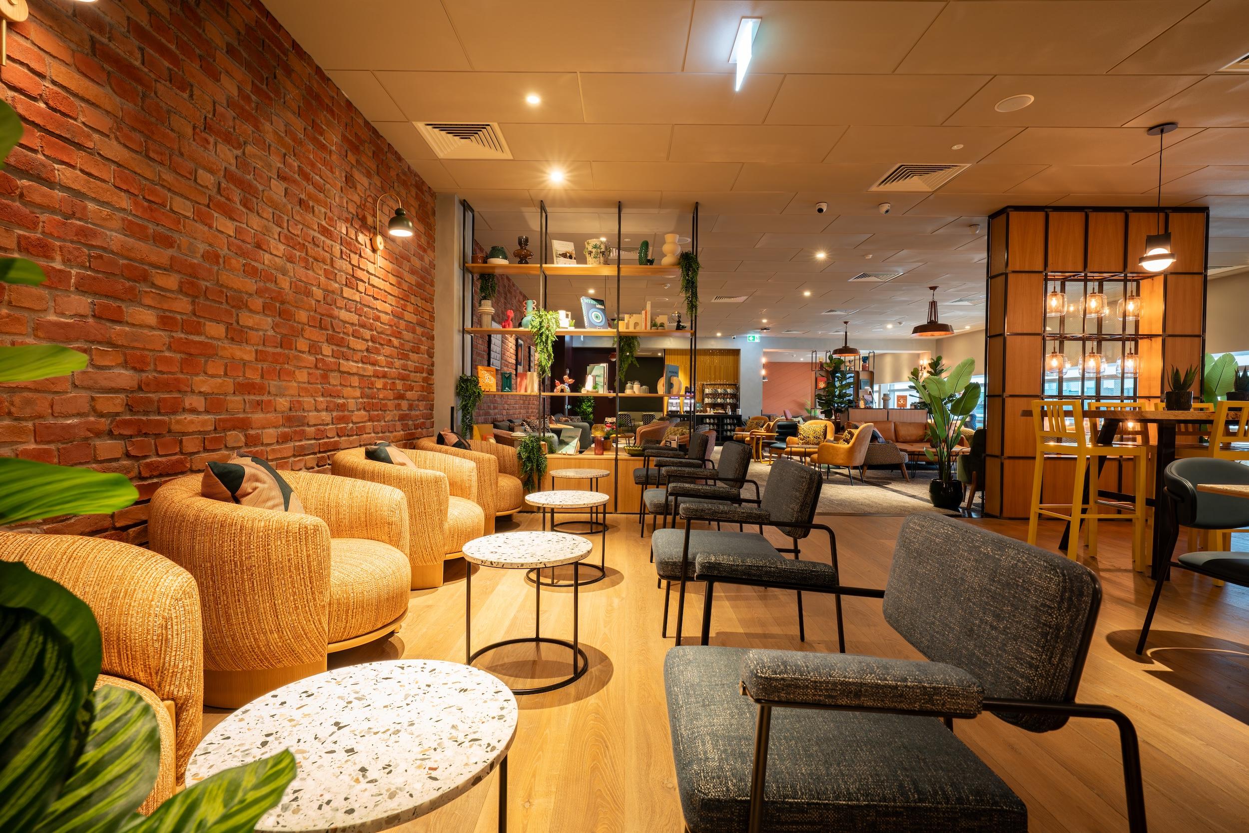 Heathrow Terminal 3 My Lounge Interior 11